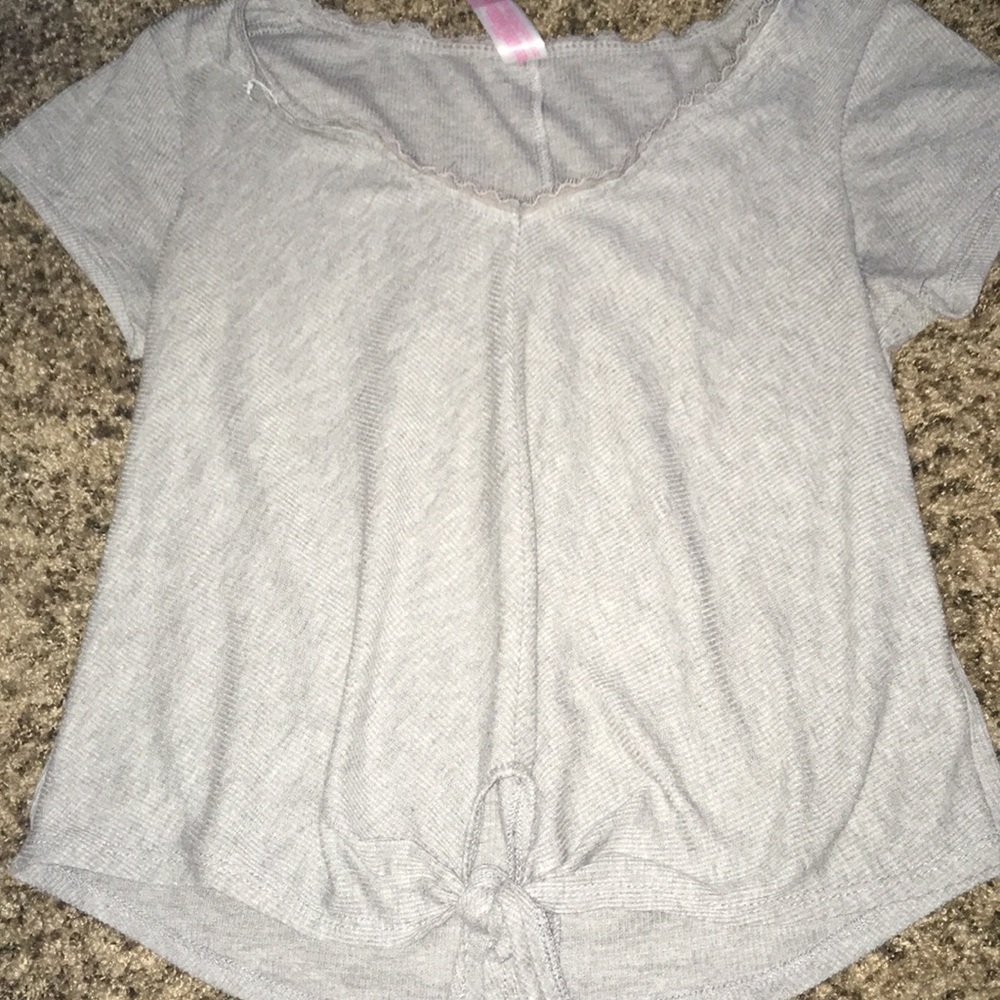 Short sleeve shirt